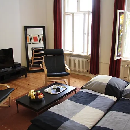 شقة Nollendorf - 1 Separate Bedroom And 1 Living With Sofa Bed In Motzstrasse *