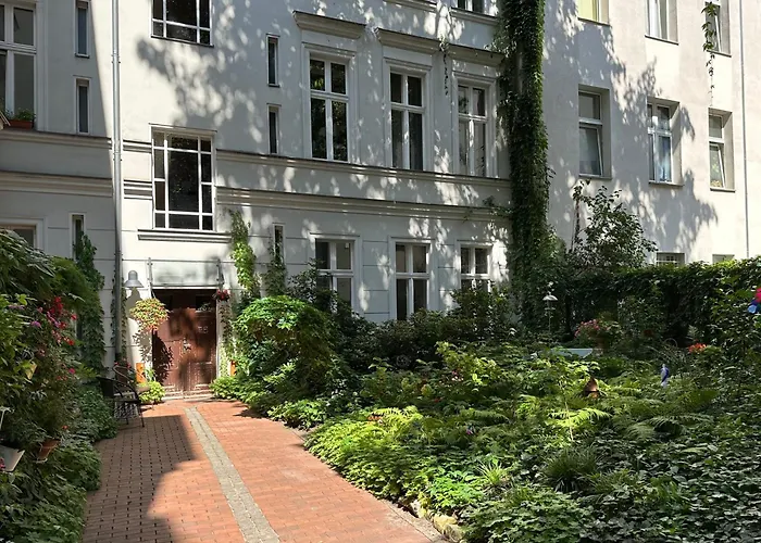 Nollendorf - 1 Separate Bedroom And 1 Living With Sofa Bed In Motzstrasse * 베를린