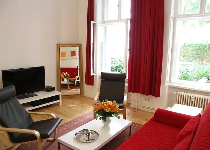 Nollendorf - 1 Separate Bedroom And 1 Living With Sofa Bed In Motzstrasse 아파트 *