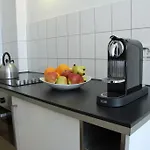 아파트 Nollendorf - 1 Separate Bedroom And 1 Living With Sofa Bed In Motzstrasse *