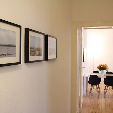 Nollendorf - 1 Separate Bedroom And 1 Living With Sofa Bed In Motzstrasse