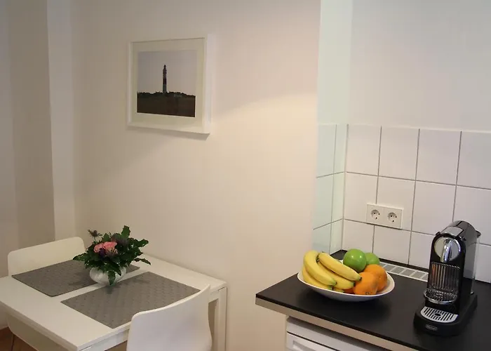 Nollendorf - 1 Separate Bedroom And 1 Living With Sofa Bed In Motzstrasse