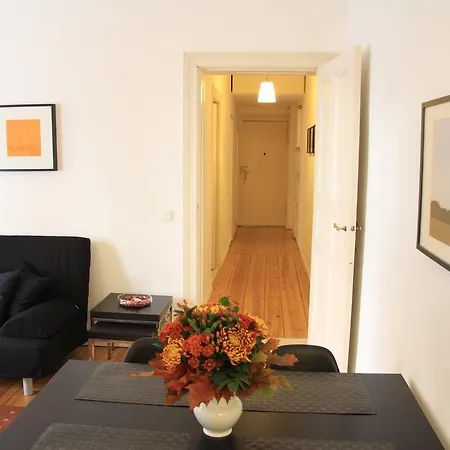 Nollendorf - 1 Separate Bedroom And 1 Living With Sofa Bed In Motzstrasse