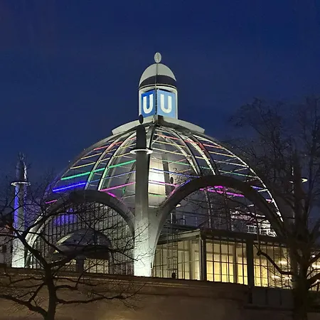 Nollendorf - 1 Separate Bedroom And 1 Living With Sofa Bed In Motzstrasse Apartment