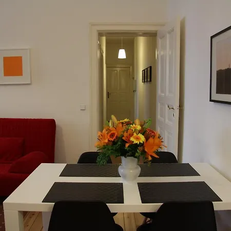 Nollendorf - 1 Separate Bedroom And 1 Living With Sofa Bed In Motzstrasse Apartment Berlin