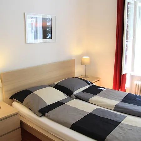 דירה Nollendorf - 1 Separate Bedroom And 1 Living With Sofa Bed In Motzstrasse *