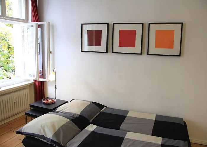 Lägenhet Nollendorf - 1 Separate Bedroom And 1 Living With Sofa Bed In Motzstrasse