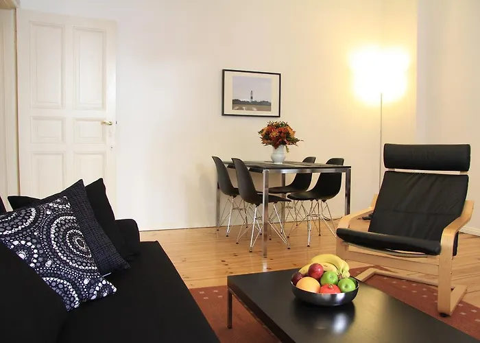 Lägenhet Nollendorf - 1 Separate Bedroom And 1 Living With Sofa Bed In Motzstrasse *