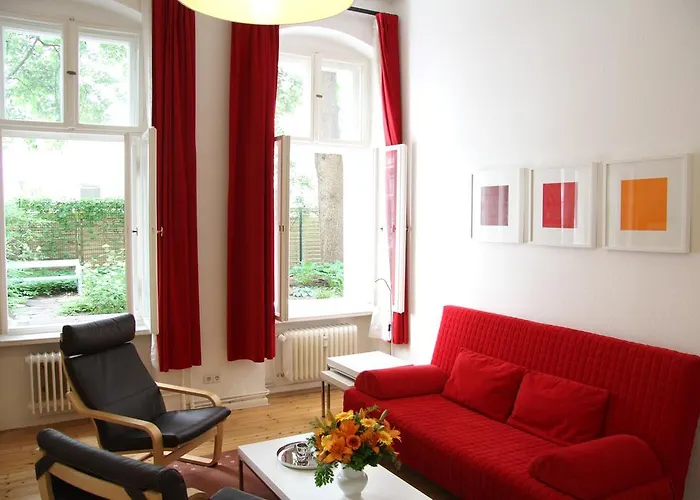 Nollendorf - 1 Separate Bedroom And 1 Living With Sofa Bed In Motzstrasse Lägenhet *